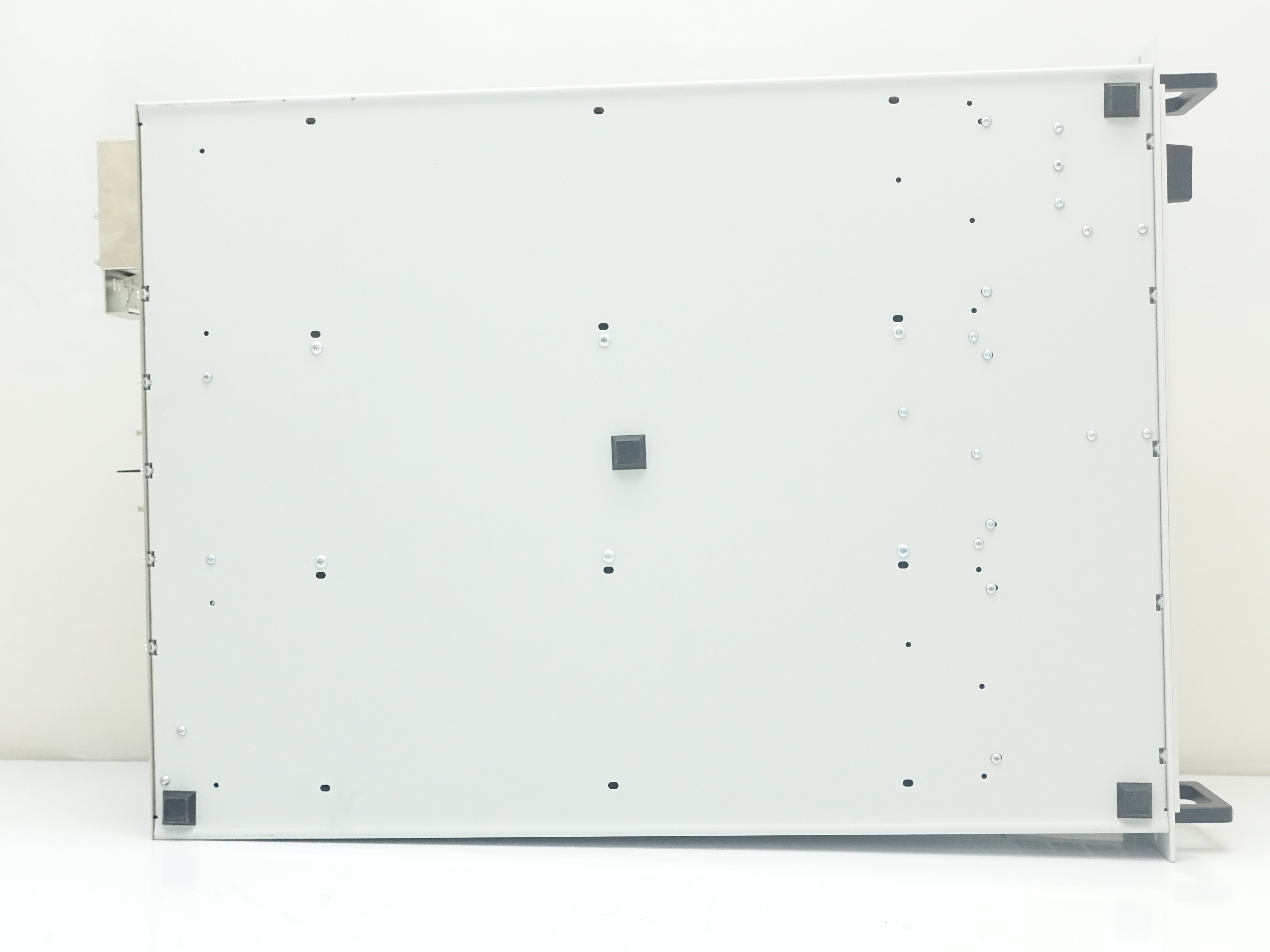 Autoranging System DC Power Supply / 750V / 20A / 5000W / 400VAC Keysight Used N8944A - Actual Instrument - Image 6