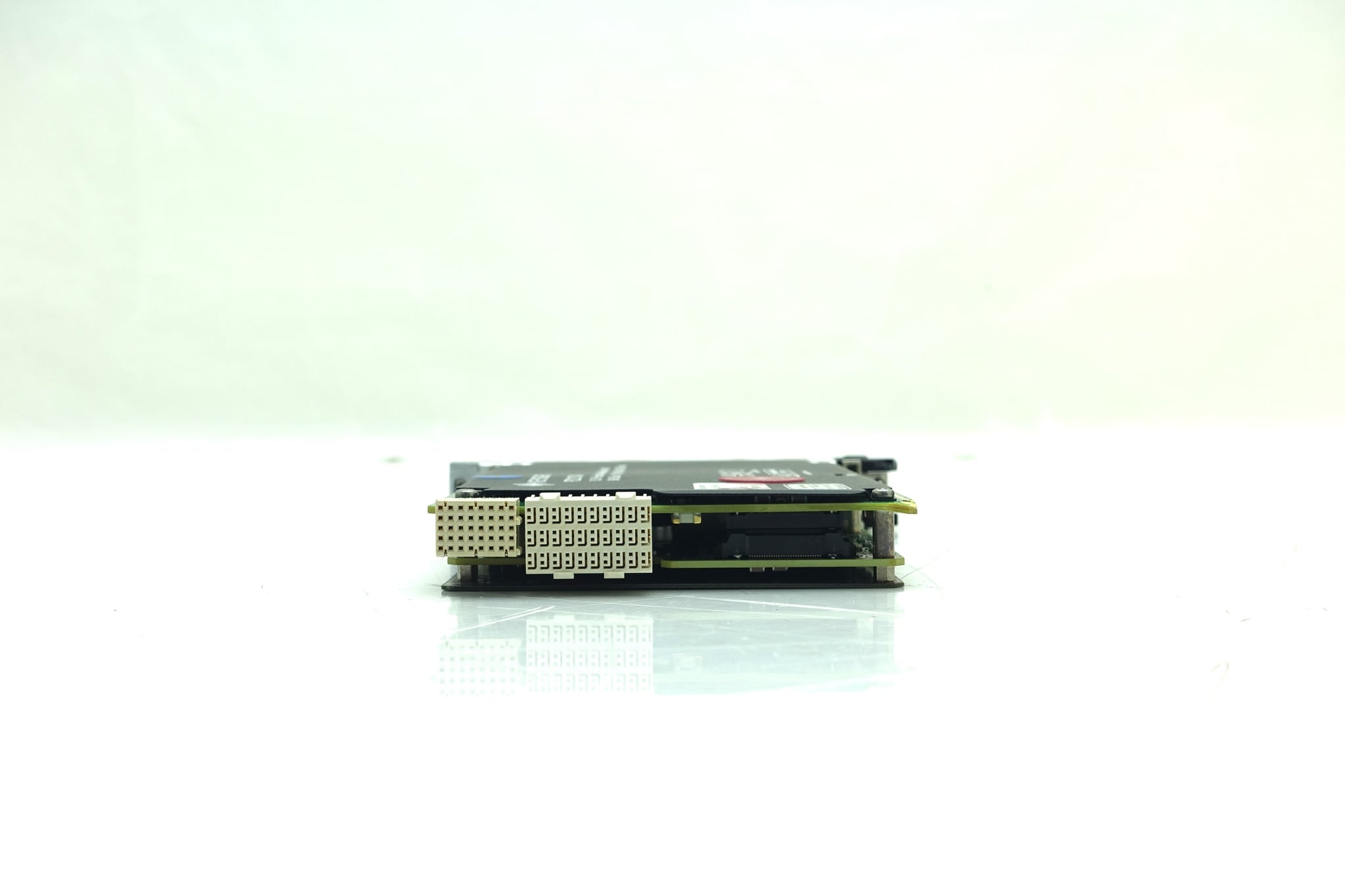 5-ch Precision Source/Measure Unit, 500 kSa/s, 10 pA, 30 V, 500 mA DC/pulse Keysight Used PZ2131A - Actual Instrument - Image 4